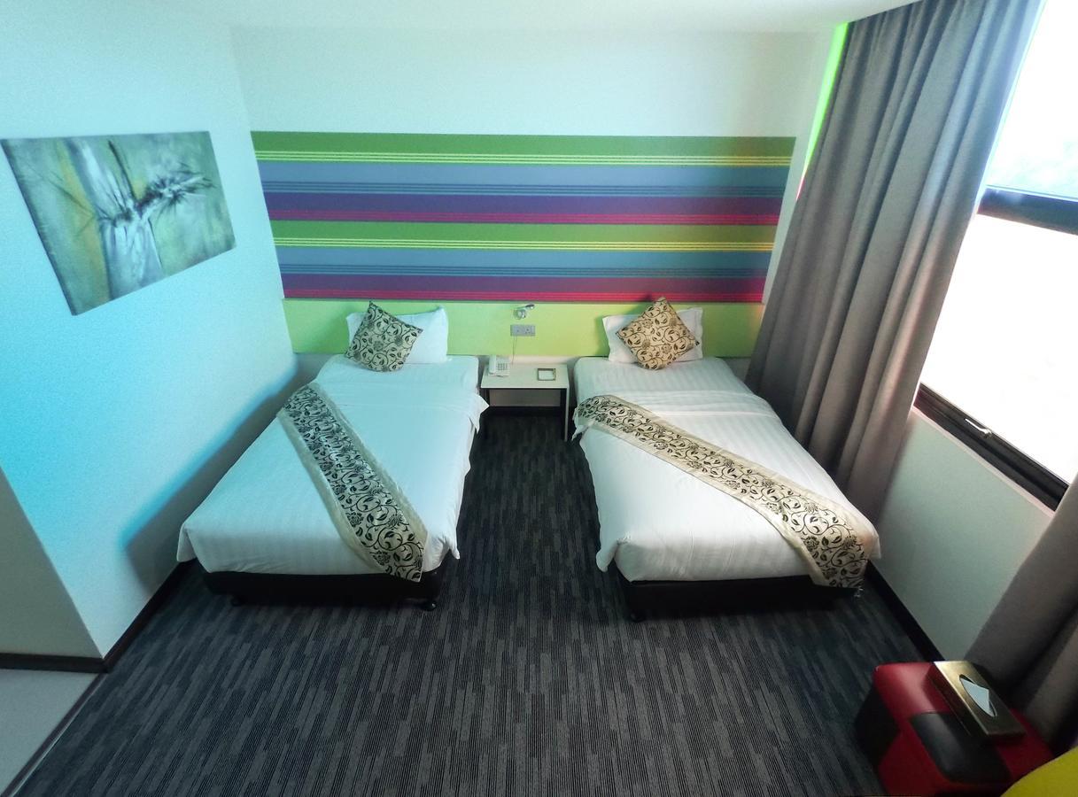 Baguss Hotel And Serviced Apartment 조호르 바루 외부 사진